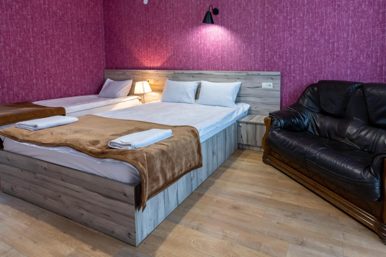 Gp Rooms Stepancminda Exteriér fotografie